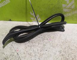 Молдинг крыши правый для Renault Clio 2 Symbol 1998-2008  запчасти бу