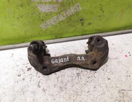 Скоба суппорта переднего для Mitsubishi Galant 6 E30 1988-1993  запчасти бу