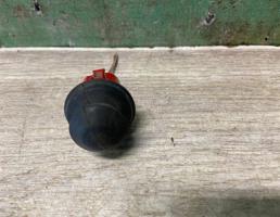 Выключатель концевой для VW Golf 3 Vento 91-97  запчасти бу