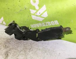 Замок двери задней левой для Subaru Forester S10 1997-2000  запчасти бу