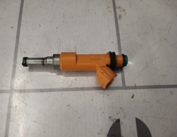 Форсунка инжекторная для Suzuki SX4 2006-2013  запчасти бу