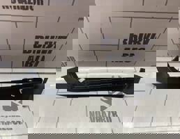 Уплотнитель капота для Renault Megane 3 09-16  запчасти бу