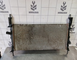 Радиатор основной для Ford Transit 06-13  запчасти бу