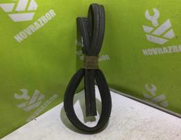 Уплотнитель капота для Renault Scenic 96-99  запчасти бу