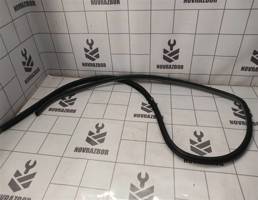 Уплотнитель стекла двери для Chevrolet Lacetti 04-13  запчасти бу