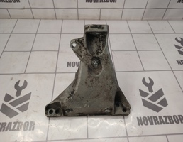 Кронштейн двигателя правый для Faw Besturn B50 2009-2016  запчасти бу