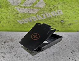 Крышка для Mercedes Benz W210 E-class 1995-2000  запчасти бу