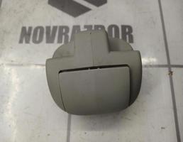 Крючок для Renault Clio 3  2005-2012  запчасти бу