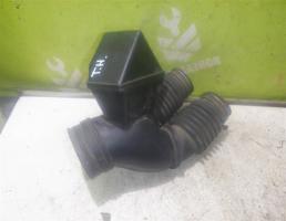 Патрубок воздушного фильтра для Toyota Highlander I 01-06  запчасти бу