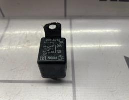 Реле для Audi 80  90  B3  86-91  запчасти бу