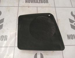 Решетка динамика для VW Golf 3 Vento 91-97  запчасти бу