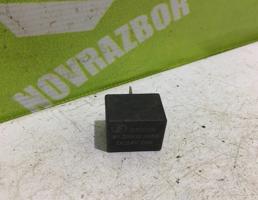 Реле для VW Passat  B3  1988-1993  запчасти бу