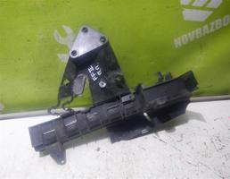 Кронштейн замка двери для Ford Focus 2 05-08  запчасти бу