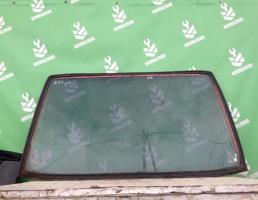 Стекло заднее для BMW 5-серия E28 81-87  запчасти бу
