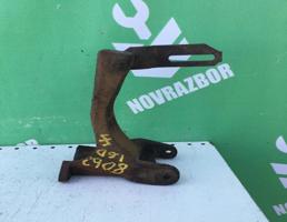 Кронштейн генератора для Audi 80 B2 80-86  запчасти бу