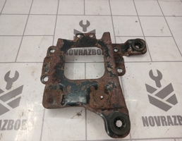 Крепление АКБ (корпус/подставка) для Ford Focus 2 05-08  запчасти бу