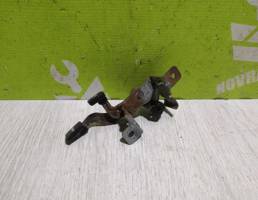 Ручка открывания лючка бензобака для Suzuki Baleno 98-07  запчасти бу