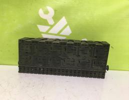 Блок предохранителей для VW Passat  B3  1988-1993  запчасти бу