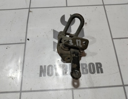 Ограничитель двери для Volvo 440 1992-1994  запчасти бу