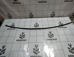 Уплотнитель для Renault Clio 3  2005-2012  запчасти бу