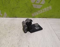 Петля двери для VW Golf 3 Vento 91-97  запчасти бу