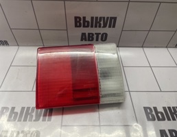 Фонарь задний внутренний левый для Audi 80  90  B3  86-91  запчасти бу