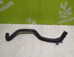 Патрубок для VW Passat  B3  1988-1993  запчасти бу