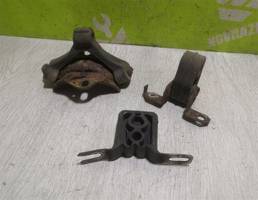 Кронштейн глушителя для VW Golf 4 Bora 97-05  запчасти бу