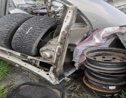 Лонжерон передний правый для VW Passat  B3  1988-1993  запчасти бу