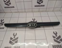 Решетка радиатора для Kia RIO 1 2000-2004  запчасти бу