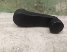 Ручка стеклоподъемника для VW Passat B4 94-96  запчасти бу