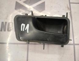 Ручка двери передней внутренняя левая для VW Passat  B3  1988-1993  запчасти бу