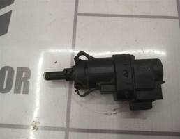 Датчик включения стопсигнала для Ford Fusion 2002 >  запчасти бу