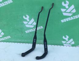 Поводок дворник комплект для Audi 80  90  B3  86-91  запчасти бу