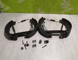 Колодки тормозные задние барабанные к-кт для VW Passat B4 94-96  запчасти бу
