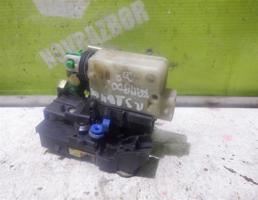 Замок двери сдвижной для Renault Kangoo 97-03  запчасти бу