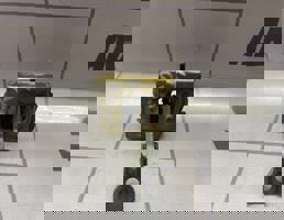 Ограничитель двери для Peugeot 307 2001-2008  запчасти бу