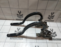Петля крышки багажника для Hyundai Elantra 3  00-05  запчасти бу