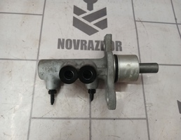 Цилиндр тормозной главный для VW Passat B5 96-00  запчасти бу