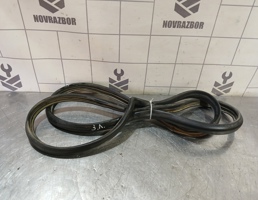 Уплотнитель двери для Audi A6 (C4) 1994-1997  запчасти бу