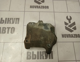 Кронштейн КПП левый для Skoda Yeti 2009-2018  запчасти бу