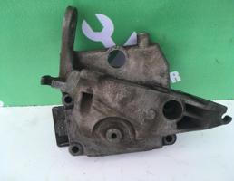 Кронштейн двигателя для Renault Kangoo 97-03  запчасти бу