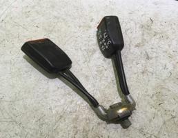 Ответная часть ремня безопасности для VW Passat  B3  1988-1993  запчасти бу