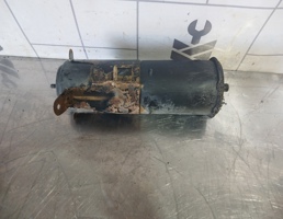 Абсорбер фильтр угольный для VW Passat  B3  1988-1993  запчасти бу