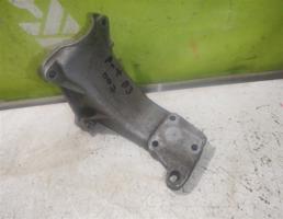 Кронштейн двигателя правый для VW Passat  B3  1988-1993  запчасти бу