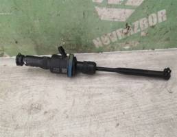 Цилиндр сцепления главный для LADA VESTA 15-19  запчасти бу