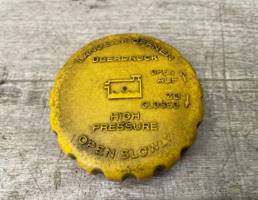 Крышка расширительного бачка для Ford Escort /Orion 1995-1998  запчасти бу