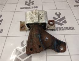 Опора двигателя правая для Renault Logan 2005-2014  запчасти бу