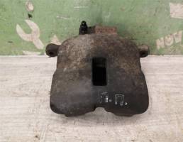 Суппорт передний правый для Nissan Primera P11 96-02  запчасти бу