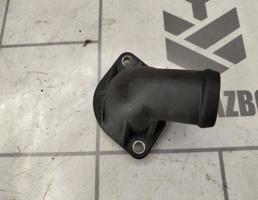 Фланец двигателя системы охлаждения для VW Passat B5 96-00  запчасти бу